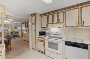 2100 Kings Hwy, Port Charlotte, FL 33980 - Photo 13