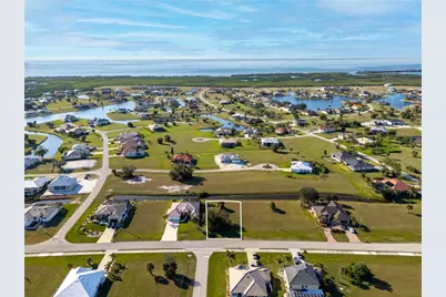 17277 Cape Horn Boulevard, Punta Gorda, FL 33955 - Photo 9