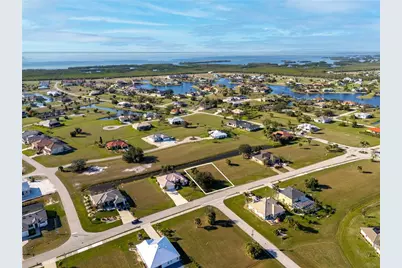 17277 Cape Horn Boulevard, Punta Gorda, FL 33955 - Photo 5