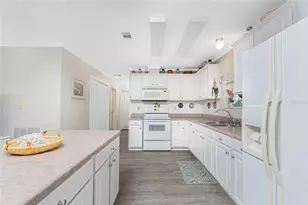 4300 Riverside Dr, Punta Gorda, FL 33982 - Photo 9