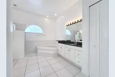 2124 Cornwallis Parkway, Cape Coral, FL 33904 - Photo 47