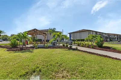 25100 Sandhill Boulevard #J-201, Punta Gorda, FL 33983 - Photo 15