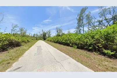 10543 Mangrove Circle, Port Charlotte, FL 33981 - Photo 5