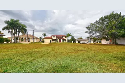 122 Graham Street SW, Port Charlotte, FL 33952 - Photo 27