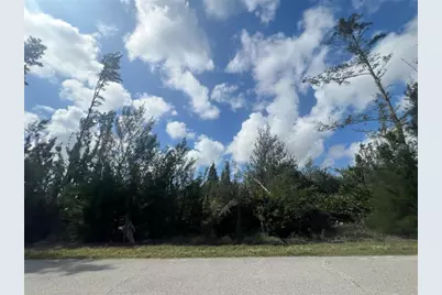 8401 Antwerp Circle, Port Charlotte, FL 33981 - Photo 3