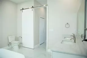 2217 NE 15th Terrace, Cape Coral, FL 33909 - Photo 31