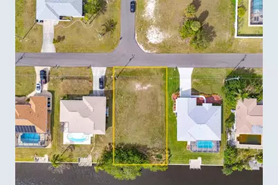 128 SW 34th Lane, Cape Coral, FL 33914 - Photo 7