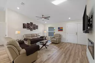 2405 Vancouver Ln, North Port, FL 34286 - Photo 7