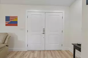 2405 Vancouver Ln, North Port, FL 34286 - Photo 5