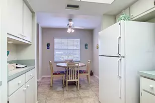 12144 SW Egret Cir, Lake Suzy, FL 34269 - Photo 9