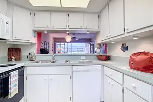 12144 SW Egret Cir, Lake Suzy, FL 34269 - Photo 7