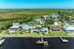 3790 Peace River Dr, Punta Gorda, FL 33983 - Photo 5