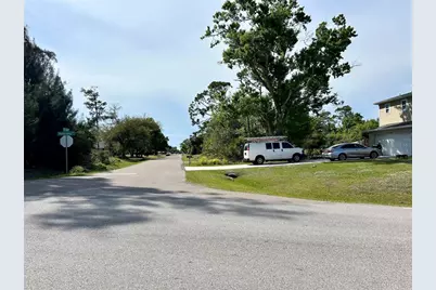 1032 Inverness St, Port Charlotte, FL 33952 - Photo 5