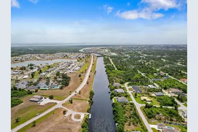 14464 Edna Cir, Port Charlotte, FL 33981 - Photo 9