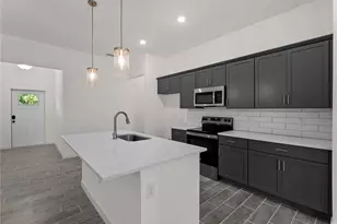 17339 Elmwood Ave, Port Charlotte, FL 33948 - Photo 7