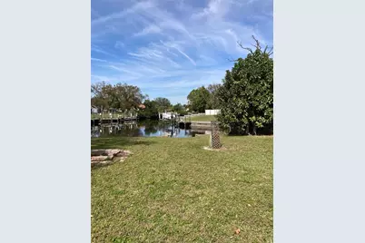 152 Dartmouth Drive NW, Port Charlotte, FL 33952 - Photo 37