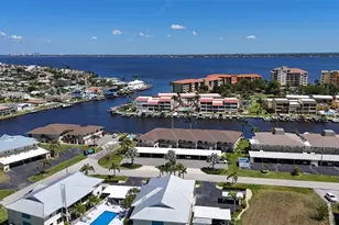 4012 SE 19th Ave, Cape Coral, FL 33904 - Photo 3