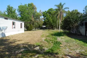 3775 NE Bonanza Park Ave, Arcadia, FL 34266 - Photo 11