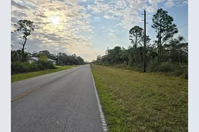 852 Biscayne Drive, Port Charlotte, FL 33953 - Photo 3