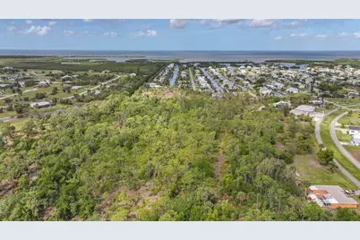 24511 Yacht Club Boulevard, Punta Gorda, FL 33955 - Photo 31