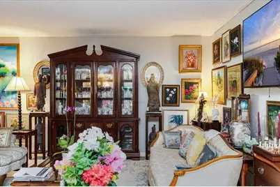 105 Clubhouse Drive #D155, Naples, FL 34105 - Photo 5