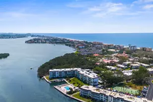 600 Sutton Pl, Longboat Key, FL 34228 - Photo 27