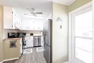 2100 Kings Hwy, Port Charlotte, FL 33980 - Photo 11