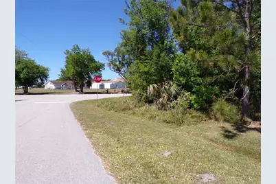 4704 Fairway Drive N, Punta Gorda, FL 33982 - Photo 11