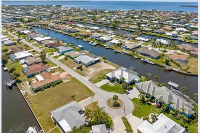 143 Leland Street SW, Port Charlotte, FL 33952 - Photo 7