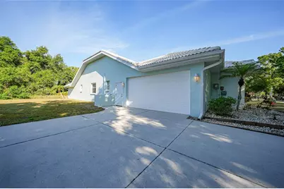 1065 Harbour Glen Place, Punta Gorda, FL 33983 - Photo 43