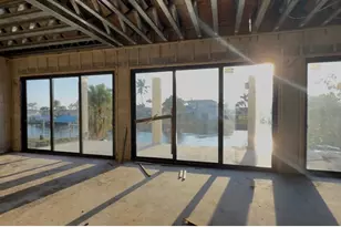 242 Bangsberg Rd SE, Port Charlotte, FL 33952 - Photo 7