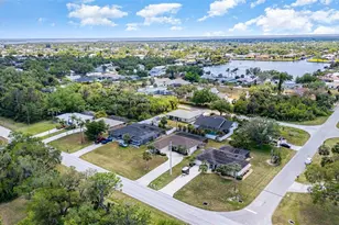 18379 Edgewater Dr, Port Charlotte, FL 33948 - Photo 31