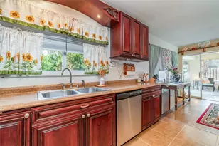 402 Cicero St NW, Port Charlotte, FL 33948 - Photo 7