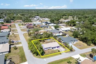 402 Cicero St NW, Port Charlotte, FL 33948 - Photo 23