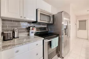 13575 Clara Ln, Port Charlotte, FL 33981 - Photo 9