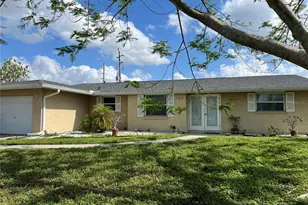 705 Crestview Cir NW, Port Charlotte, FL 33948 - Photo 25