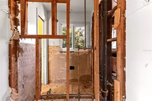 2677 Martin St, Sarasota, FL 34237 - Photo 25