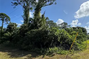 453 Lampion Ave S, Lehigh Acres, FL 33974 - Photo 1