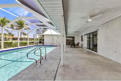 2718 Saint Thomas Drive, Punta Gorda, FL 33950 - Photo 17