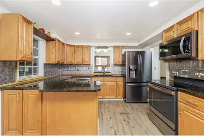 7566 Danvers Circle, Port Charlotte, FL 33981 - Photo 5