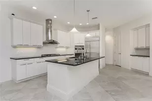 4676 Tuscana Dr, Sarasota, FL 34241 - Photo 9