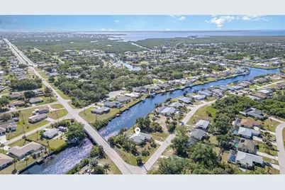 4010 Yucatan Circle, Port Charlotte, FL 33948 - Photo 39