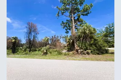 17128 Wintergarden Avenue, Port Charlotte, FL 33948 - Photo 5