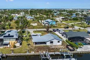 2560 Baybreeze St, Saint James City, FL 33956 - Photo 11