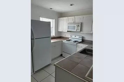 25050 Sandhill Boulevard #B3, Punta Gorda, FL 33983 - Photo 7