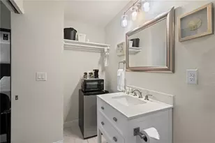 7150 N Tamiami Trl, Sarasota, FL 34243 - Photo 7