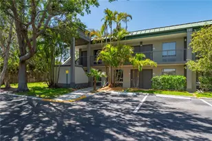 7150 N Tamiami Trl, Sarasota, FL 34243 - Photo 7
