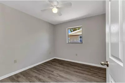 428 Briarwood Road, Venice, FL 34293 - Photo 25