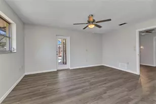 428 Briarwood Rd, Venice, FL 34293 - Photo 31