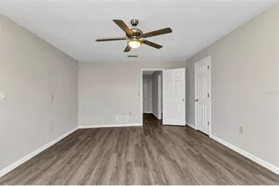 428 Briarwood Road, Venice, FL 34293 - Photo 29